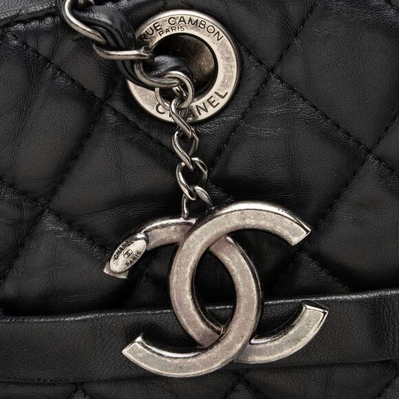 Chanel Lambskin Pocket Shopper Tote - Picture 10 of 15